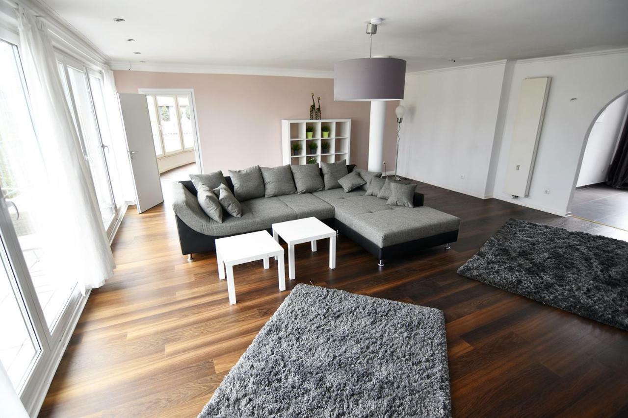 Dorya Am Ring Apartment Cologne Exterior photo