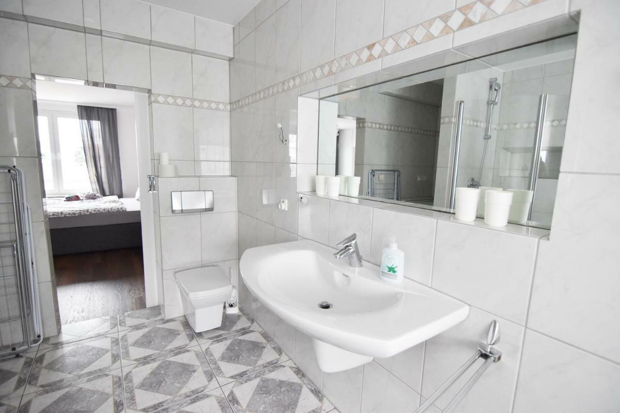 Dorya Am Ring Apartment Cologne Exterior photo